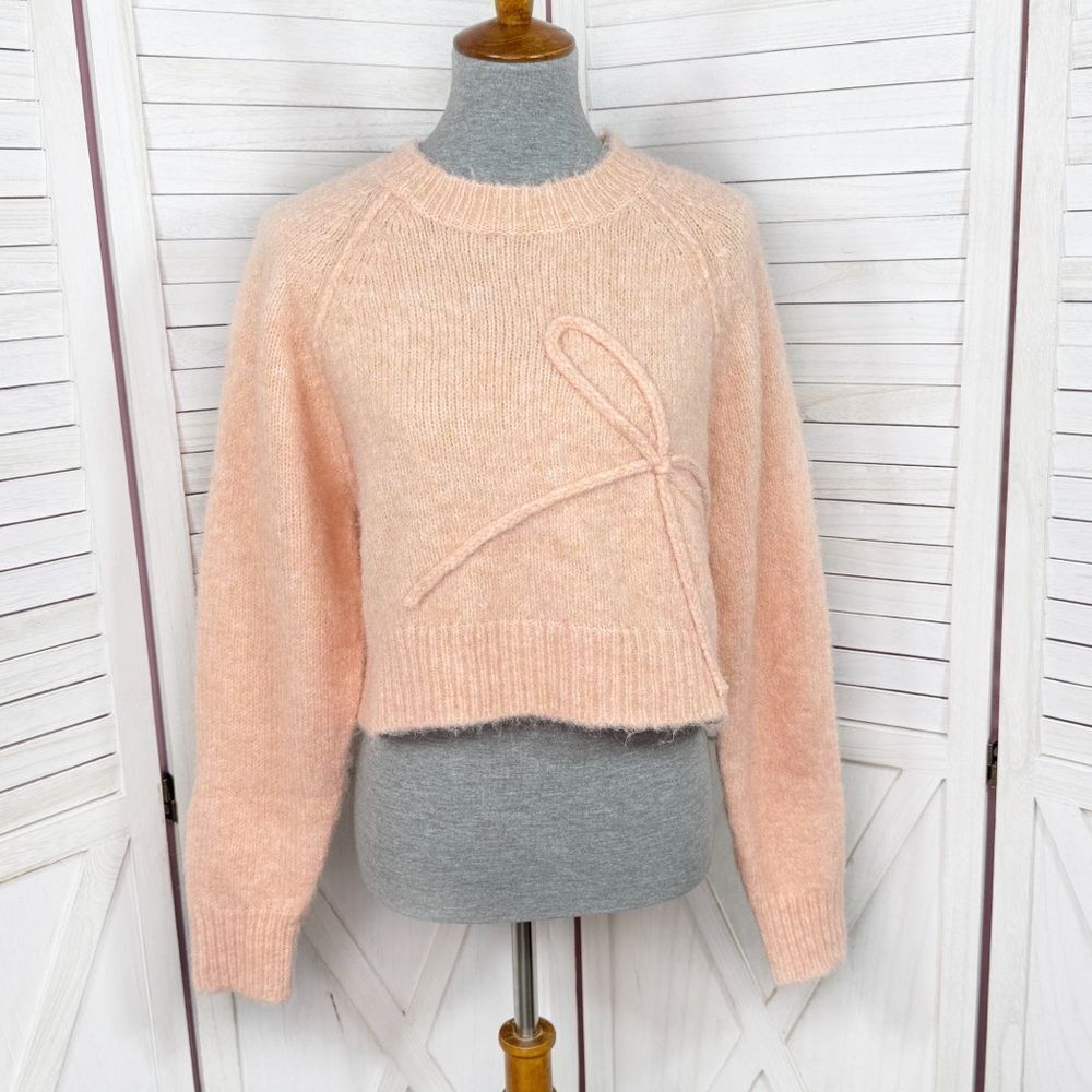 American Eagle Outfitters Cropped Bow Front Sweater Peach Small